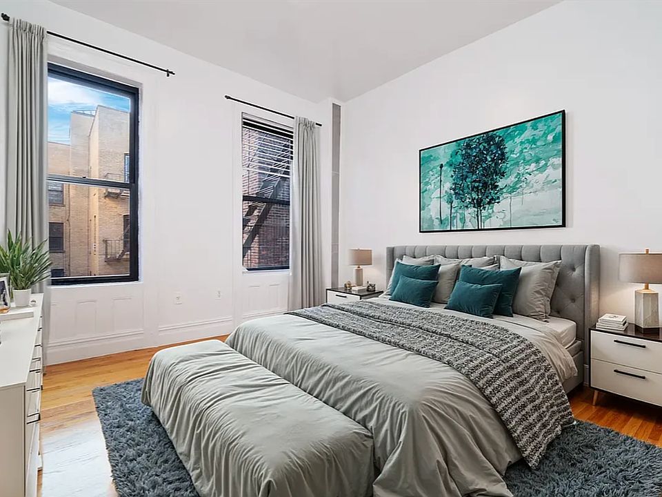 1st image of 164 Waverly Pl APT 4B