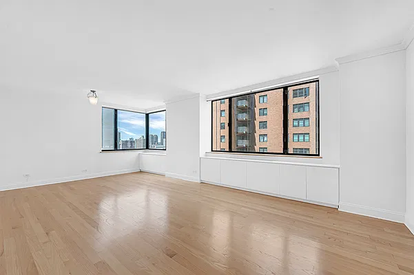 Rented by Corcoran | media 2