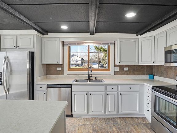 2nd image of 422 Pembroke Rd SW