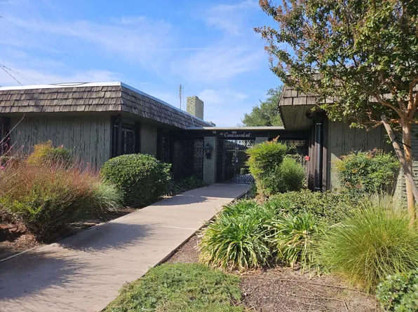 3681 N Fruit Ave APT D, Fresno, CA 93705