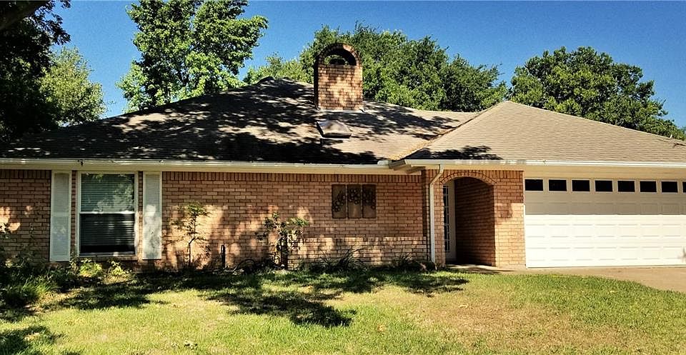 1st image of 1511 Berkeley Dr