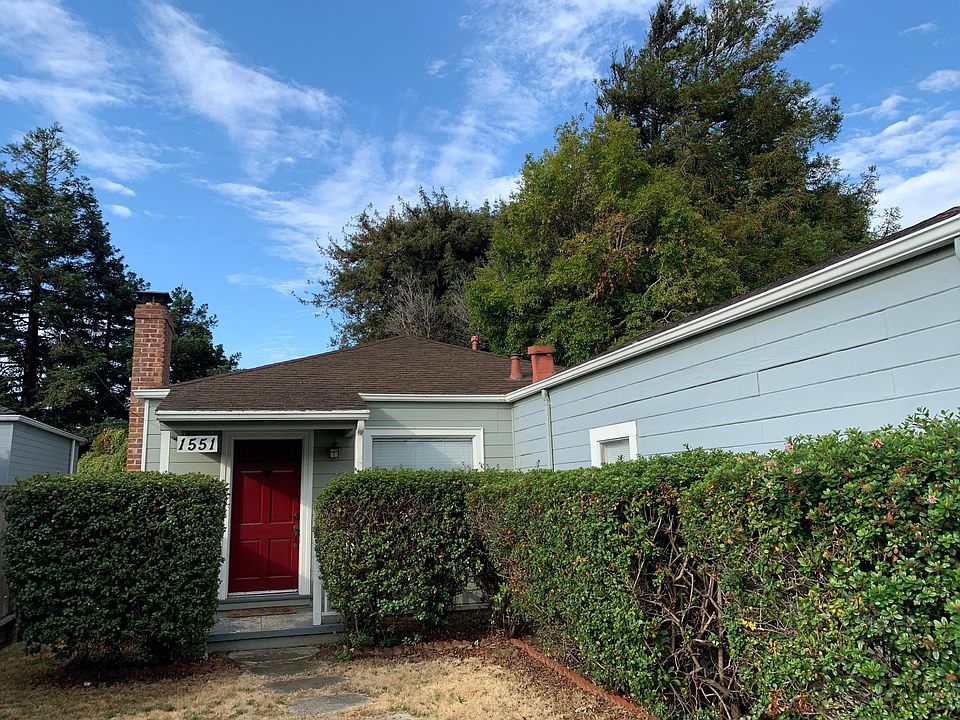 Single family house in desirable annex area