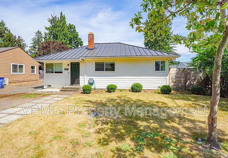 3113 Yeoman Ave — Photo 1