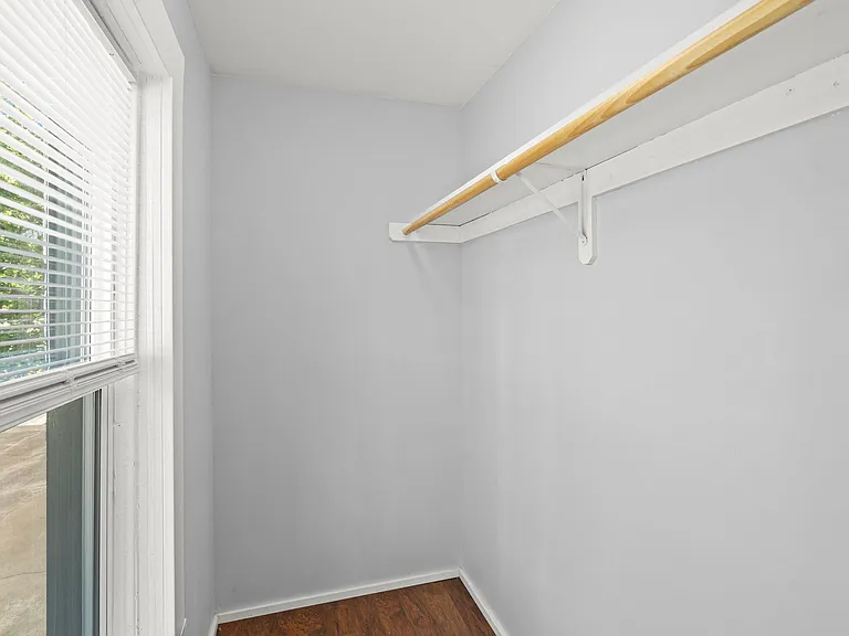 222 W Market St — Photo 21