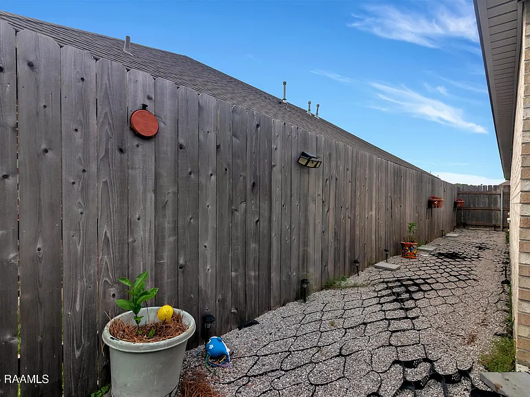 128 Emerald Star Ln — Photo 18