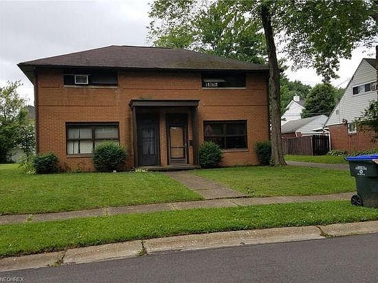1st image of 1136 Highland Ave