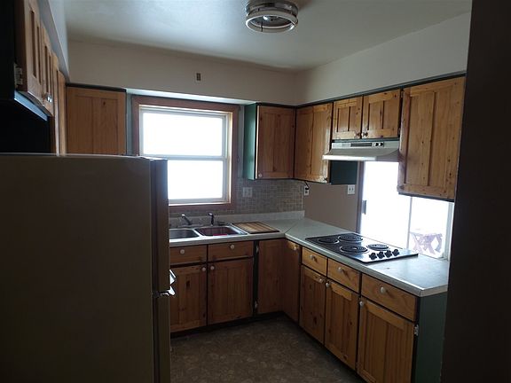 2nd image of 5732 Bruckerville Ave