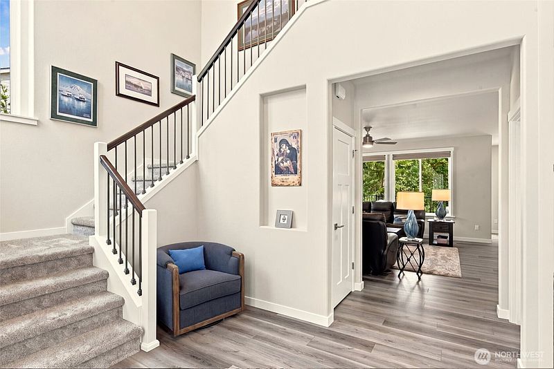 5th image of 4212 Caddyshack Drive NE