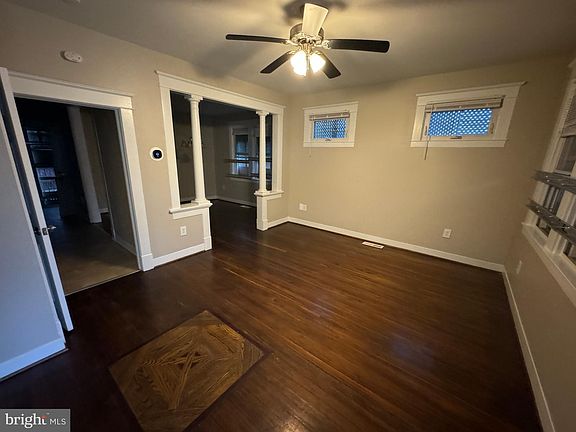 2nd image of 400 Shady Nook Ave