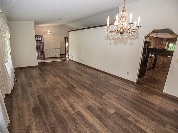 4th image of 502 Jamescrest Dr