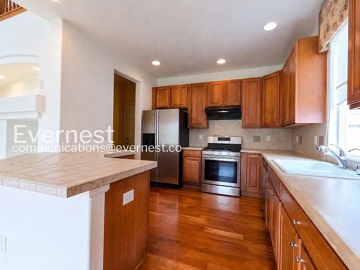 6238 Westchase Rd — Photo 4