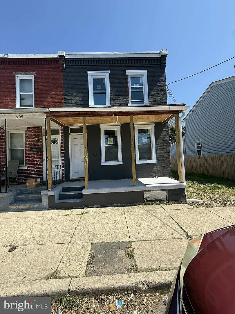 511 Linden Ave photo 1