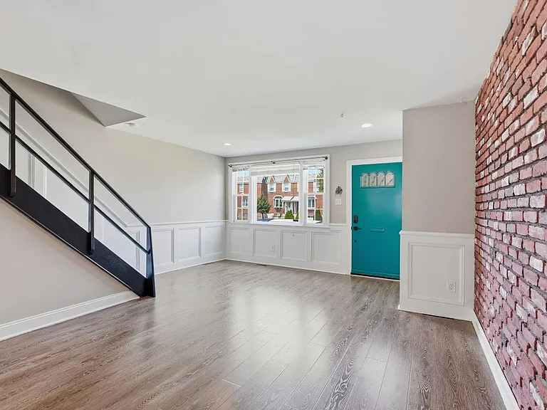 6623 Tabor Ave — Photo 29