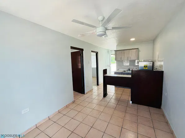 176-14 Calle 435 #4, Carolina, PR 00985