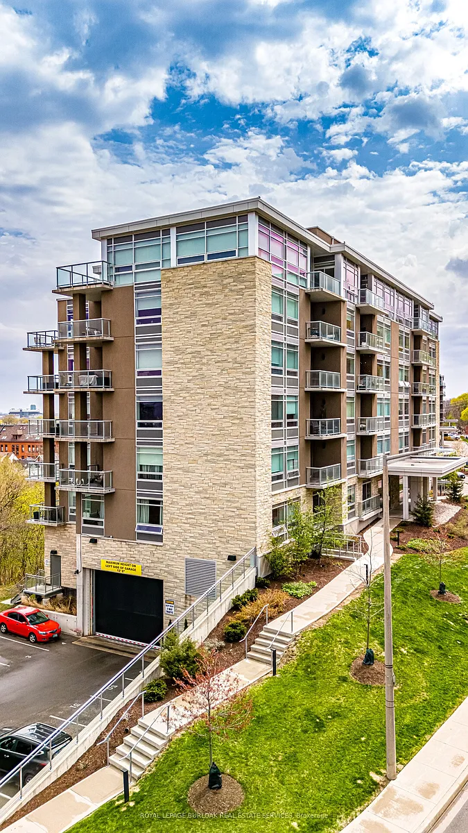 Building Photo - 455 Charlton Ave E #206