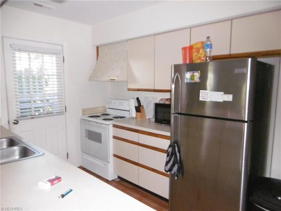 2nd image of 8080 Harbor Creek Dr APT 104