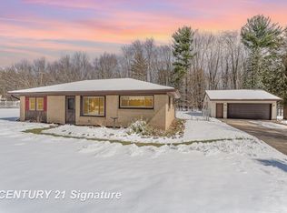 334 N Miller Rd, Saginaw, MI 48609