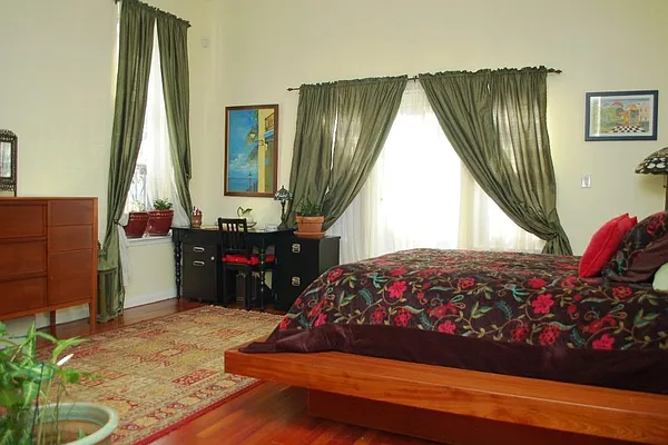 Sold by Corcoran | media 6