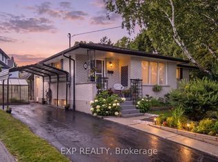 11 Summit Cres, Guelph, ON N1H1S2