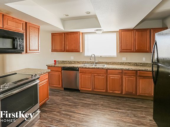 5th image of 3725 W Harmont Dr
