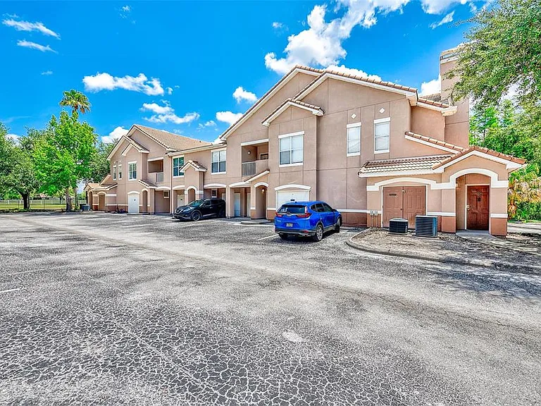 18138 Villa Creek Dr #18138 — Photo 30