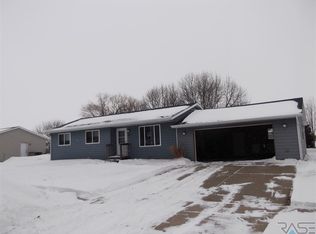 625 N Rose Ave, Tea, SD 57064