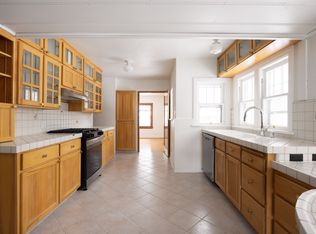 2350 NE 8th St, Bend, OR 97701