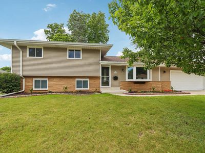 N91W17573 Saint Regis STREET, Menomonee Falls, WI, 53051