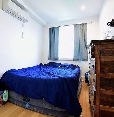 3rd image of 1513 Jefferson Ave #3B