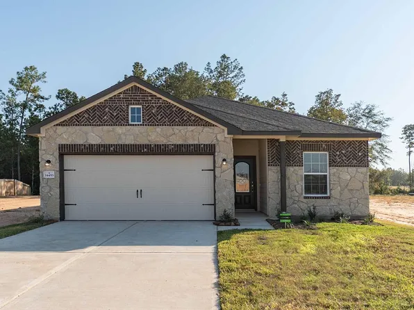 14453 High Hill Dr, Conroe, TX 77303