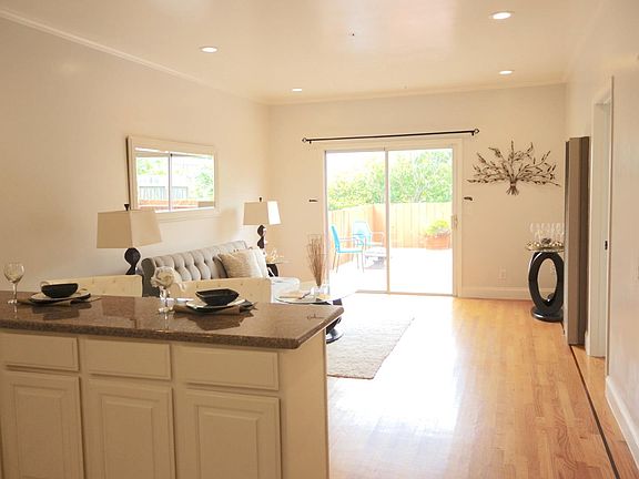 3rd image of 4040 Balboa St APT 3