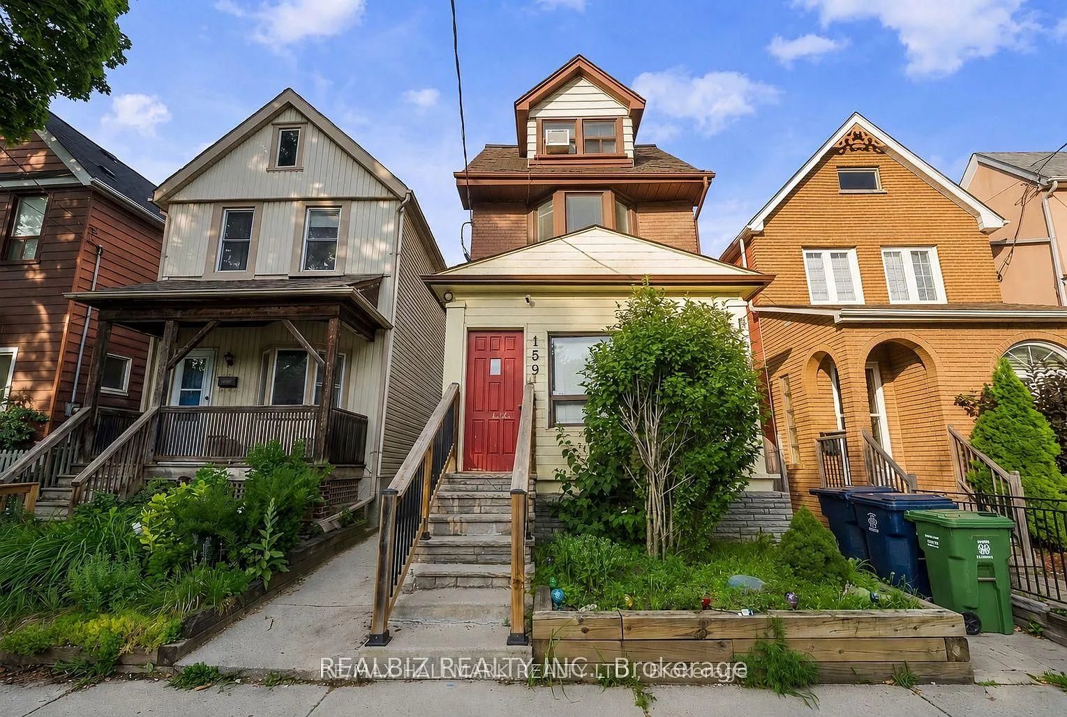 2 bed, $2,395 — Photo 1