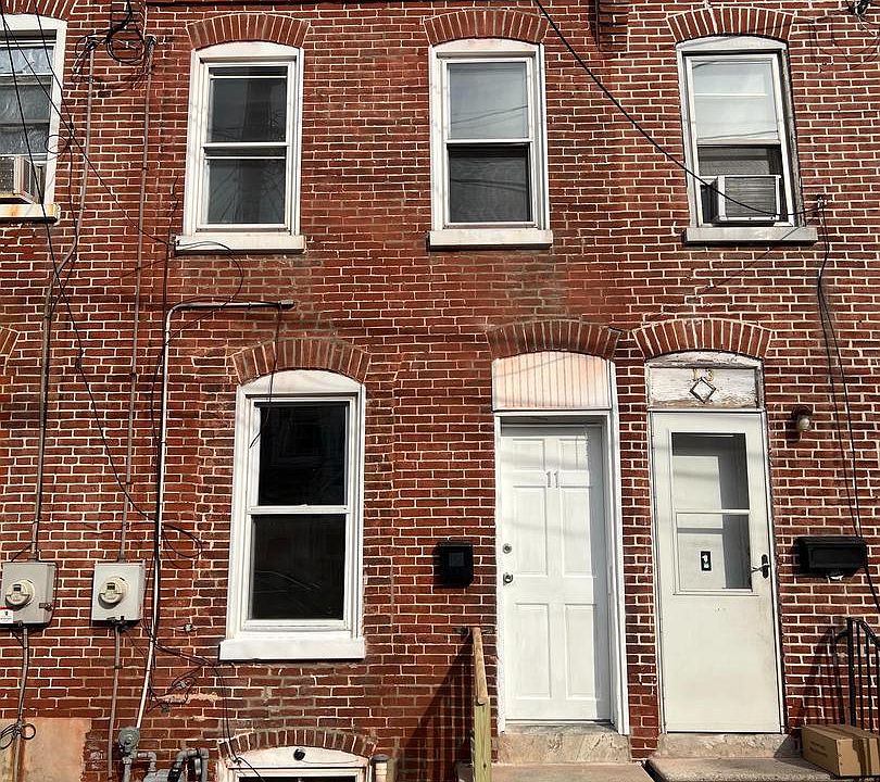 1st image of 11 Cedar St