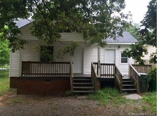 6328 Rockwell Blvd, Charlotte, NC 28269