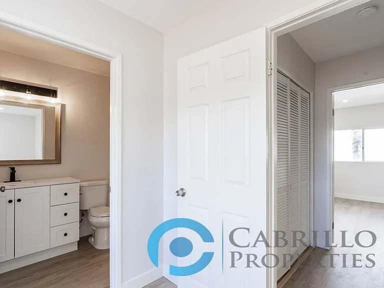 4776 Bancroft St — Photo 15