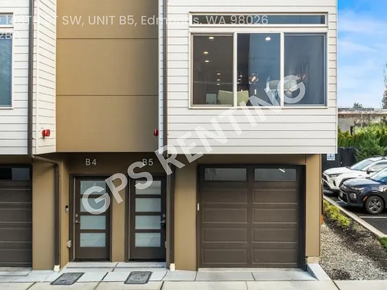 5020 148th St SW #B5 — Photo 32
