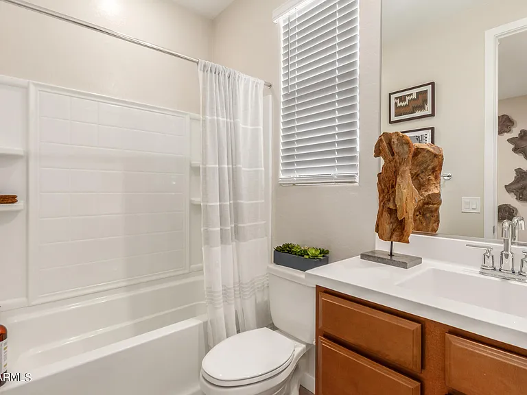 43 E Capricorn Way — Photo 28