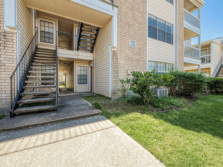 2750 Holly Hall St #1707 — Photo 20