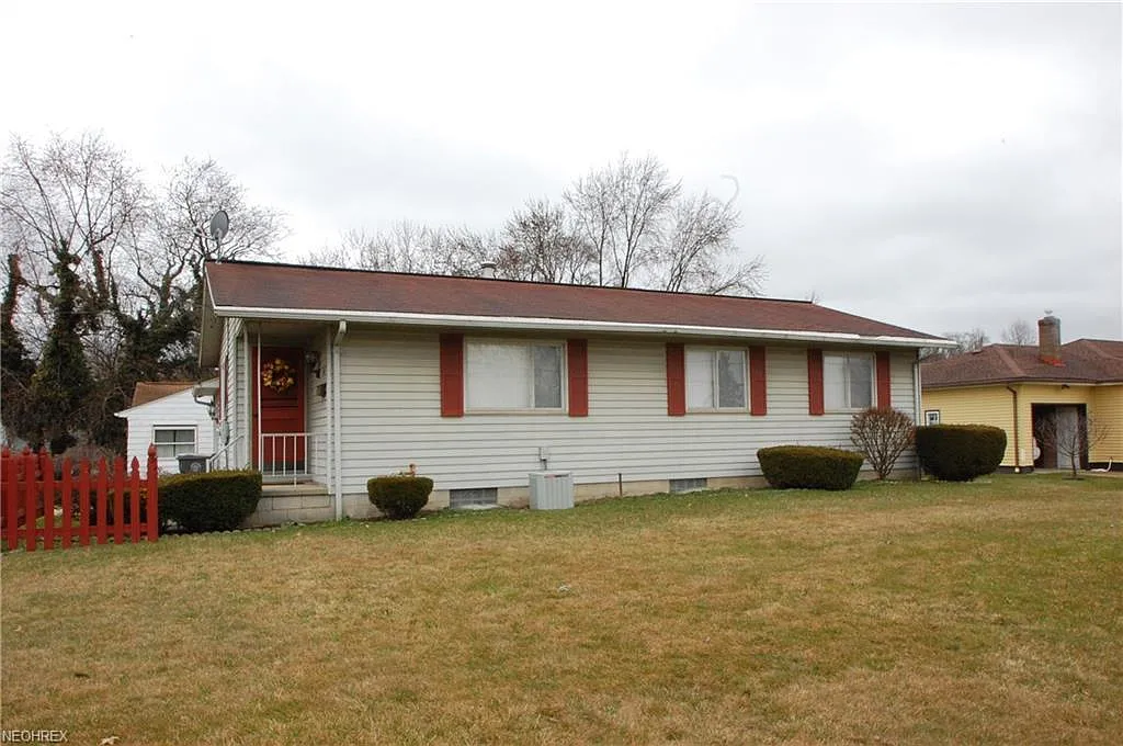 606 N Bon Air Ave photo 1