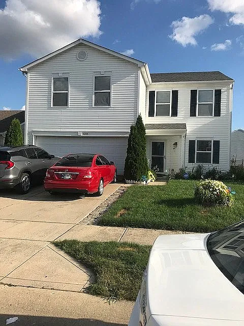 9205 Blue Pine Dr photo 1