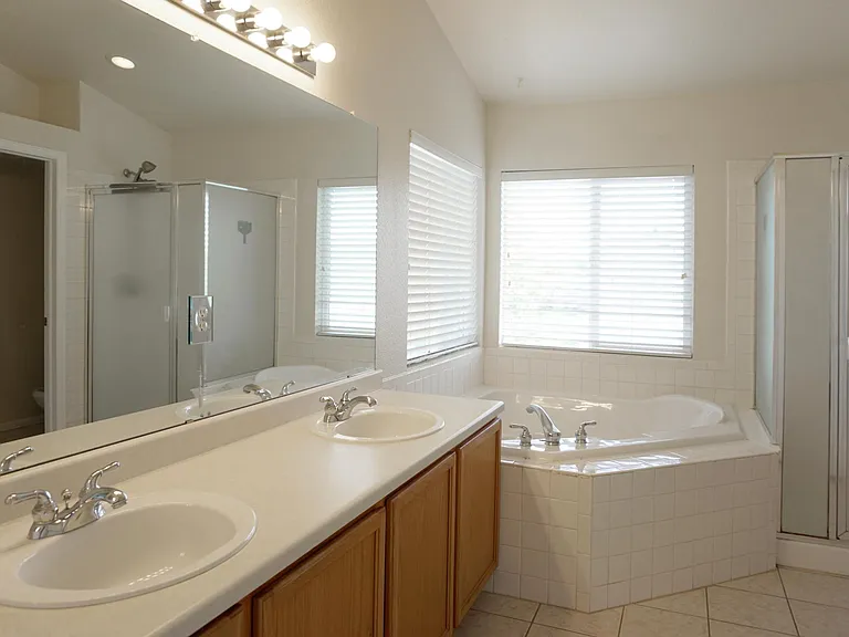12412 Clermont St — Photo 9