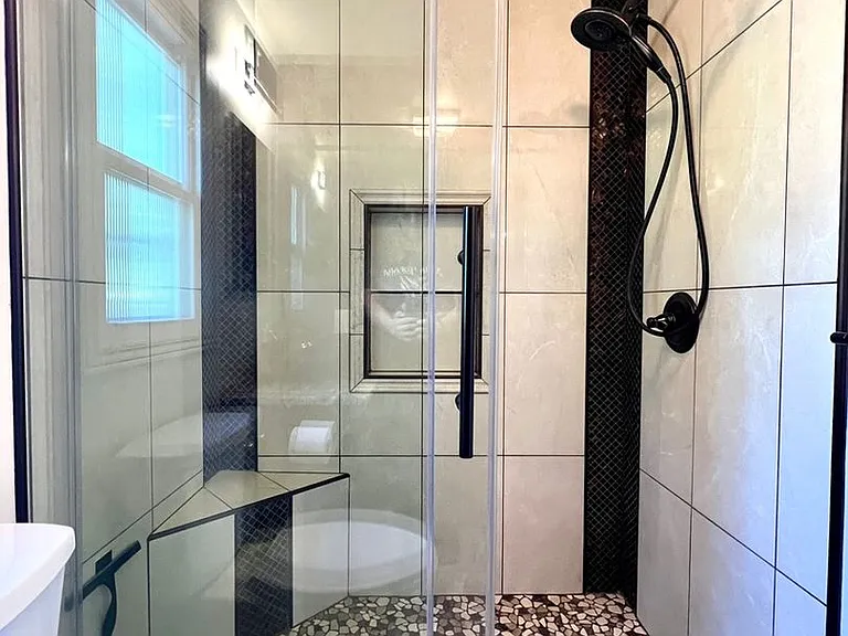 2449 Otis St — Photo 44