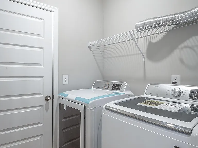 6403 Dharma Loop — Photo 19