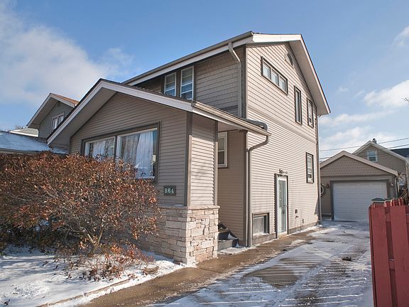 2nd image of 864 Carpenter Ave