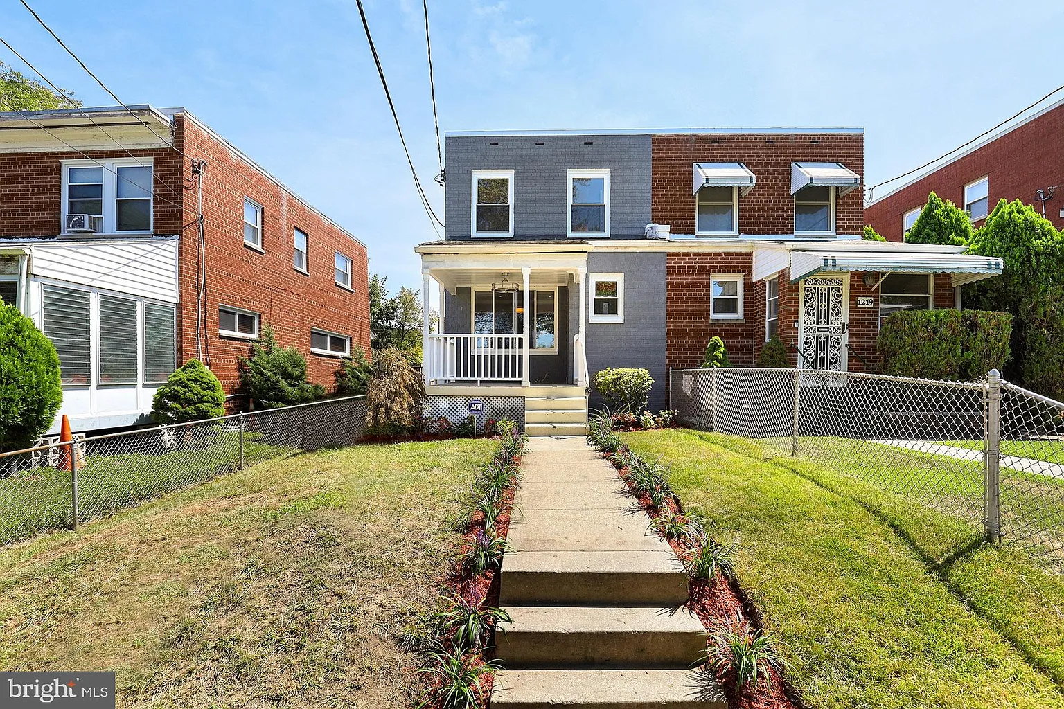 1221 Hamilton St NE photo 1