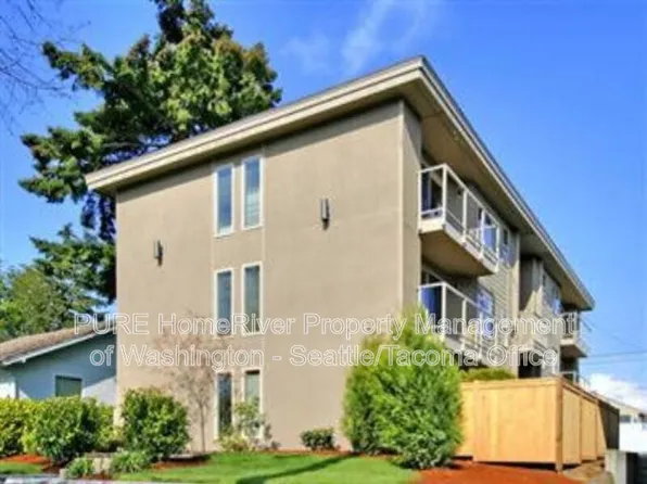 4012 California Ave SW APT 202, Seattle, WA 98116
