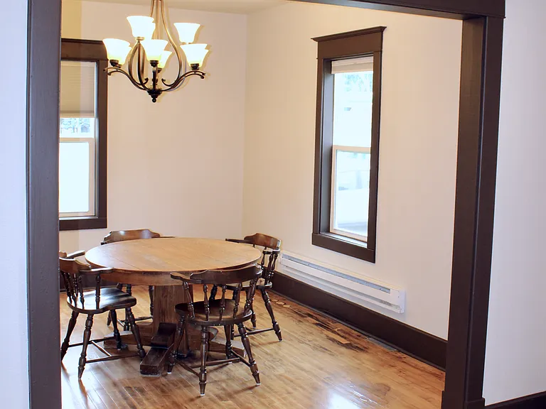 551 Lincoln Ave — Photo 4