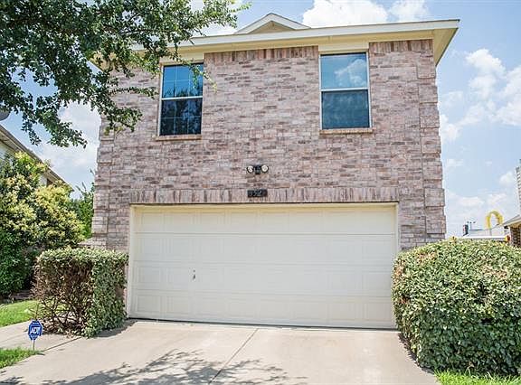 3rd image of 3521 Louise Ln