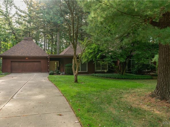 Additional property image - 5 Lennys Ln, Orchard Park, NY 14127