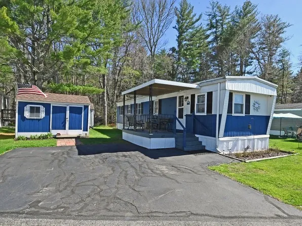 47 Clems Way #47, Acushnet, MA 02743